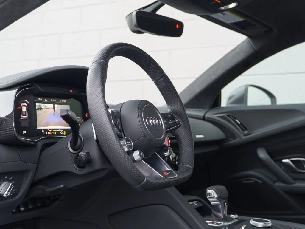 Used 2020  Audi V10 performance image 4