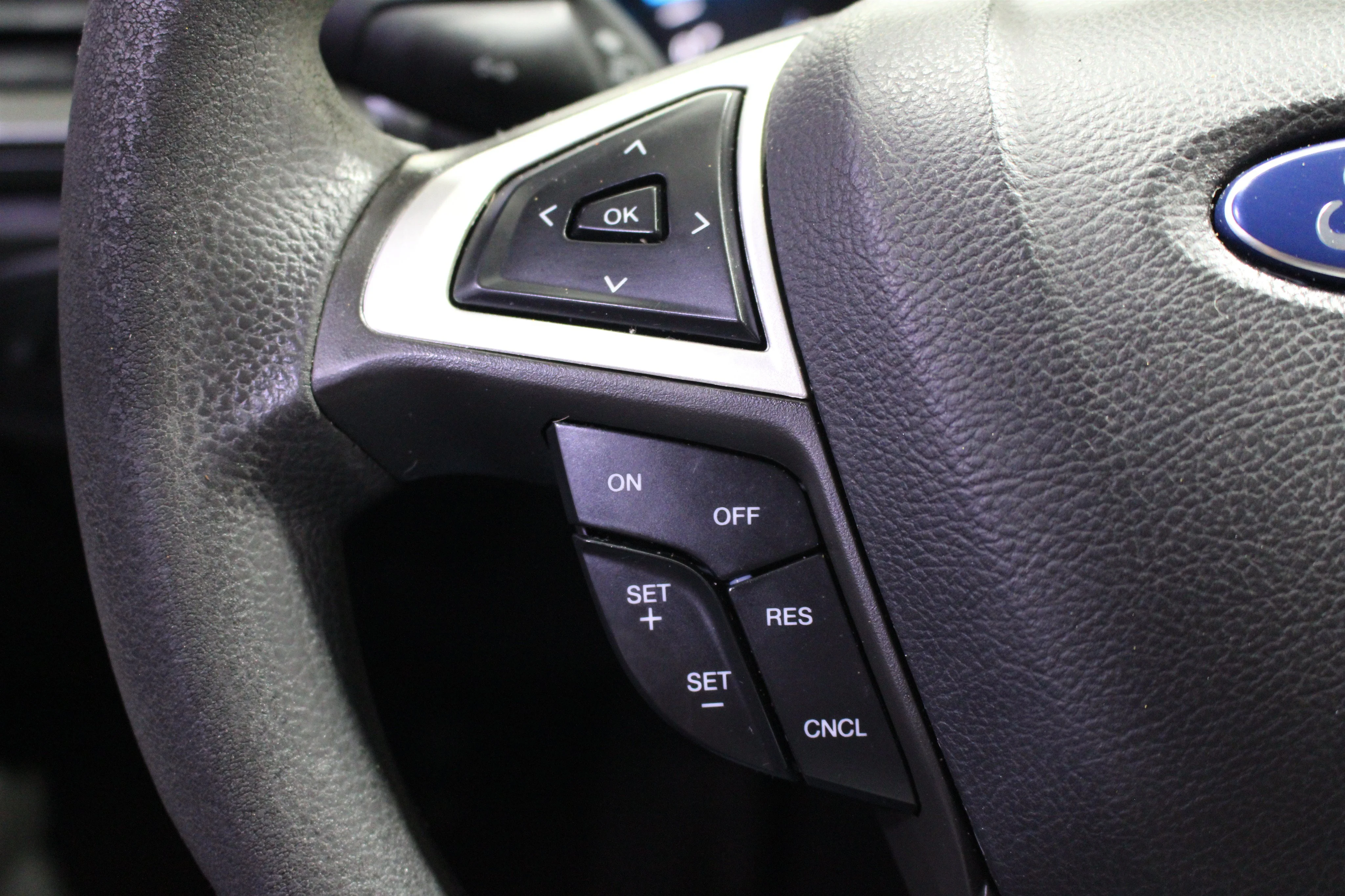 Used 2014 Silver Ford S image 10