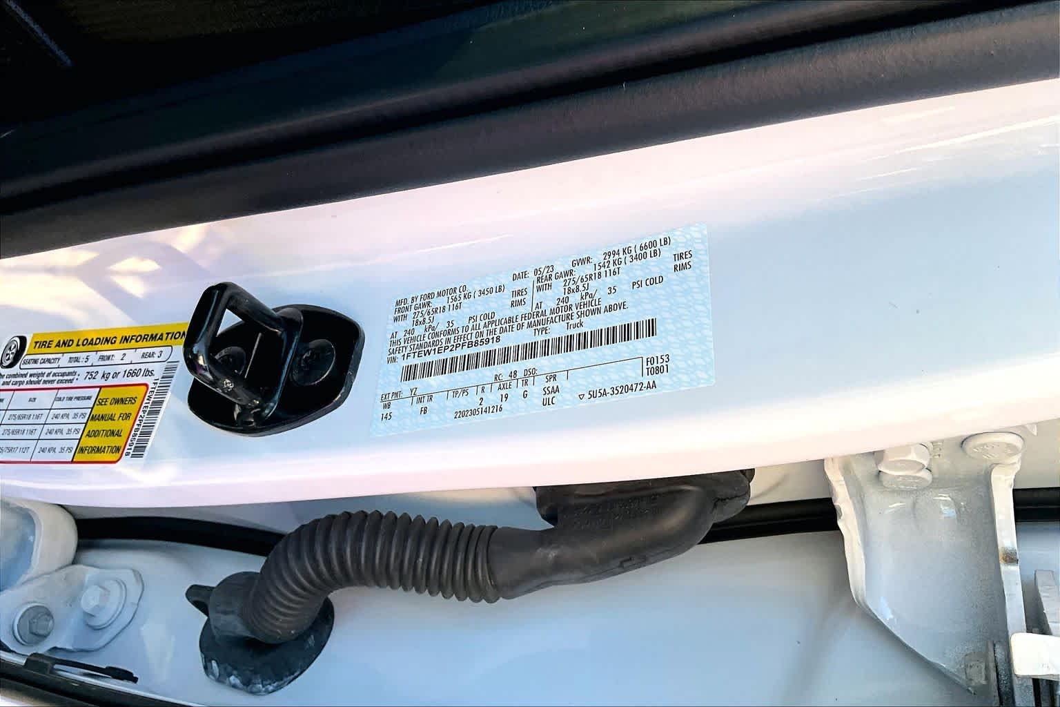 Used 2023 Oxford White Ford XLT image 34