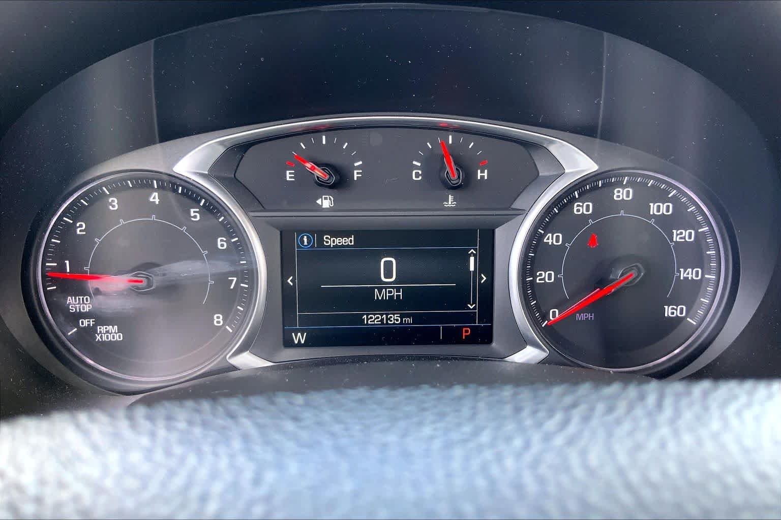 Used 2018 Graphite Gray Metallic GMC SLE image 25