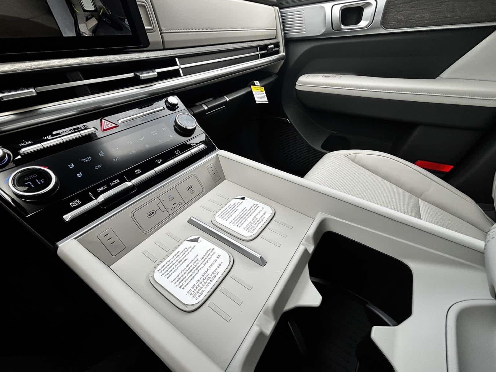 New 2026 Atlantis Blue Hyundai Limited 6P image 28