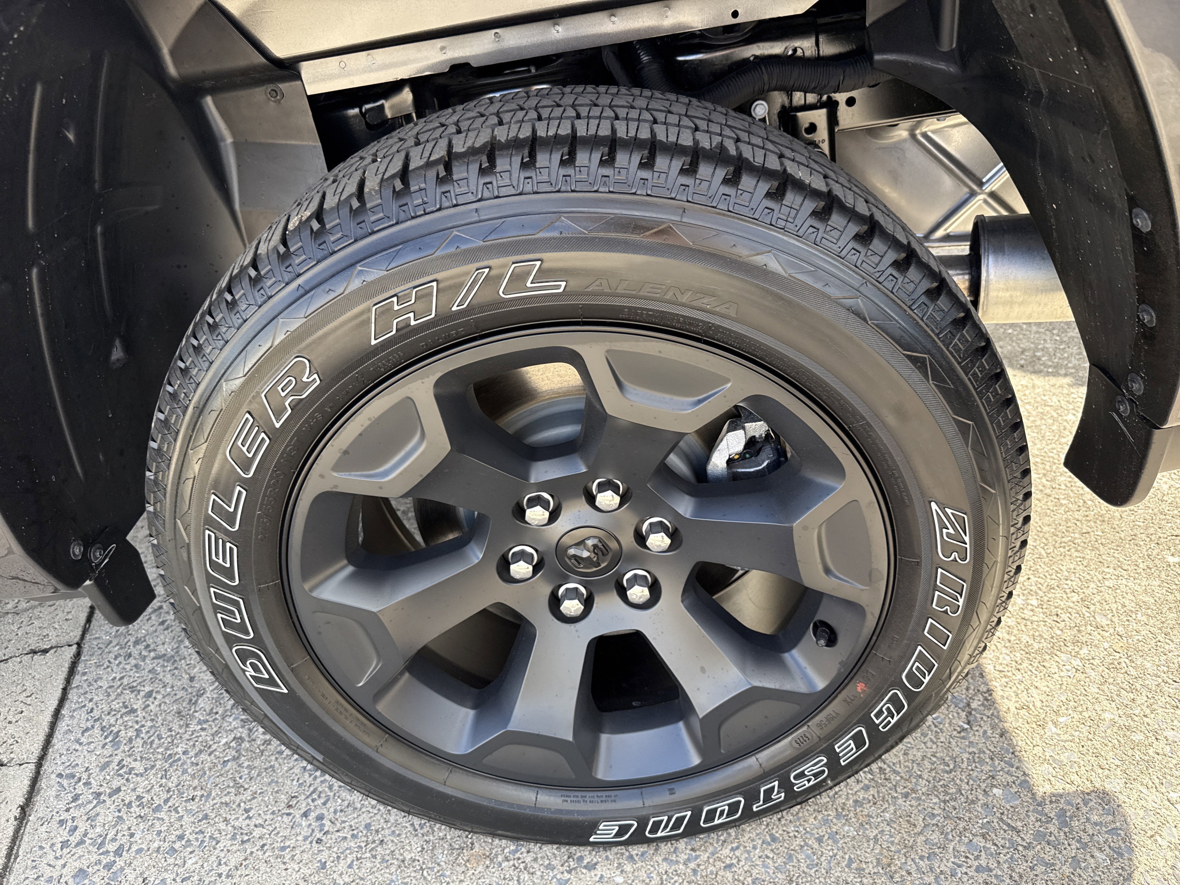 New 2026 Granite Crystal Metallic Clearcoat RAM Big Horn image 19