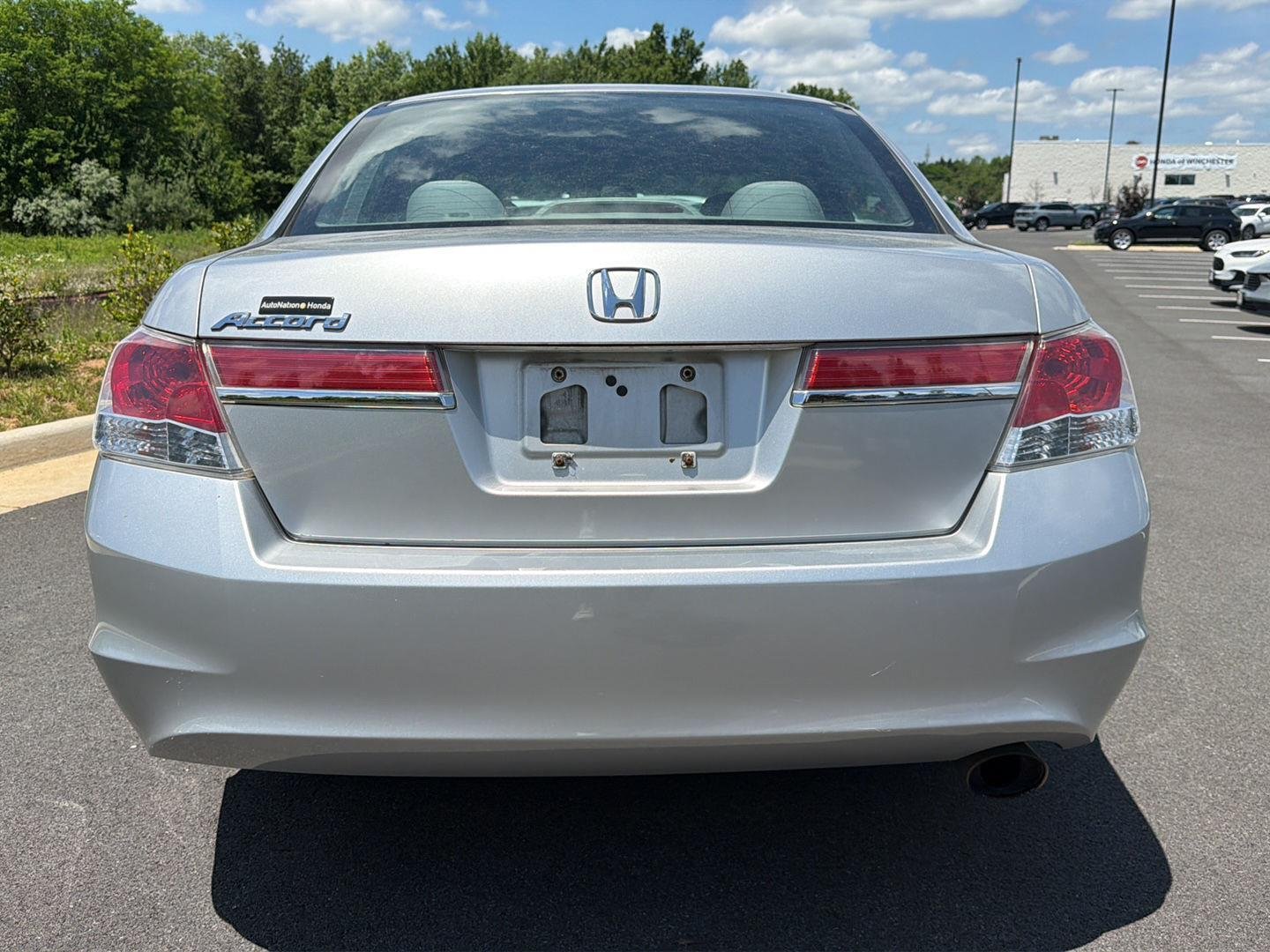 Used 2012 Alabaster Silver Metallic Honda LX Premium image 2