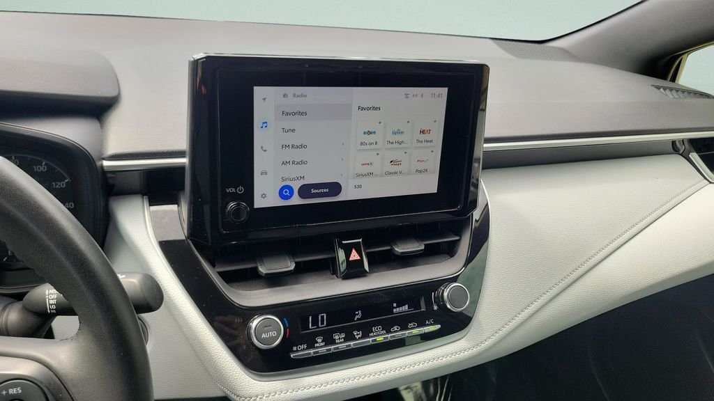 2024 Toyota Corolla SE - Photo 14