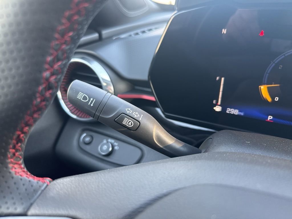 2026 Chevrolet Trax RS - Photo 32