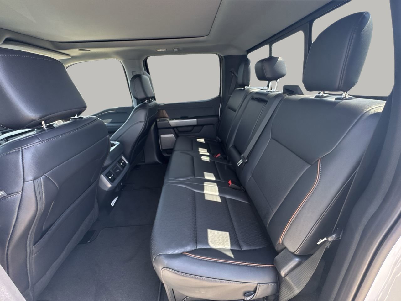 2025 Ford F-250 Super Duty Lariat - Photo 39