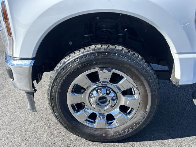 Used 2024 White Ford Lariat image 16