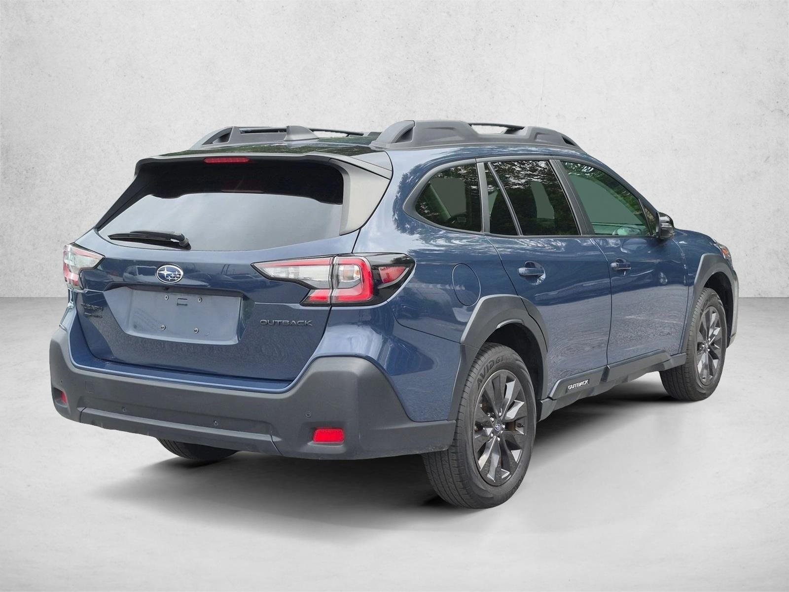 Used 2025 Cosmic Blue Pearl Subaru Onyx Edition image 5