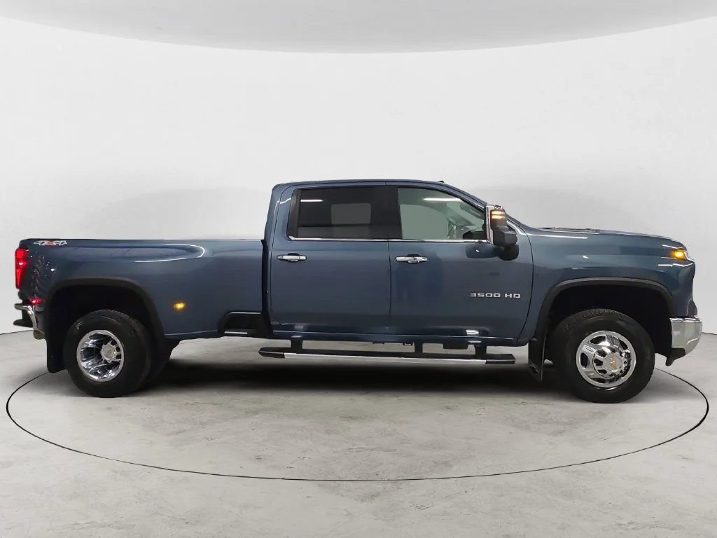 Used 2025 Lakeshore Blue Metallic Chevrolet LTZ DRW image 7