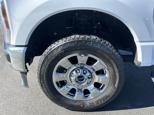 Used 2024 White Ford Lariat image 16