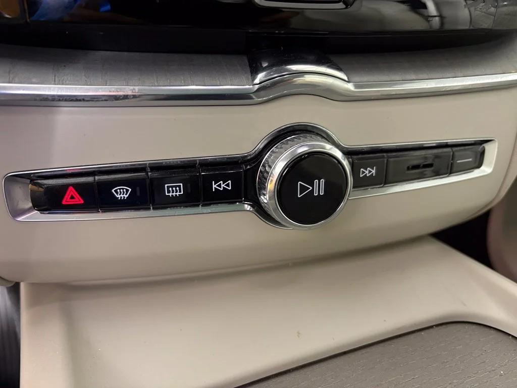 Used 2024 Blue Volvo T8 Plus Dark Theme image 26