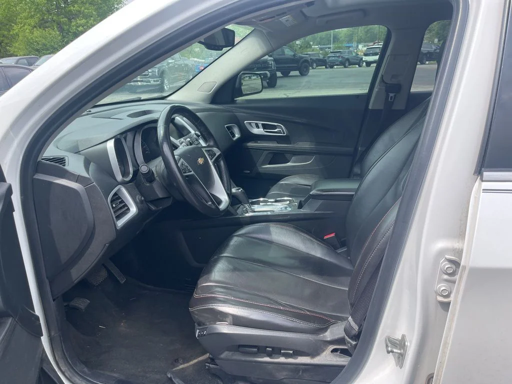 Used 2016 Beige Chevrolet LTZ image 15