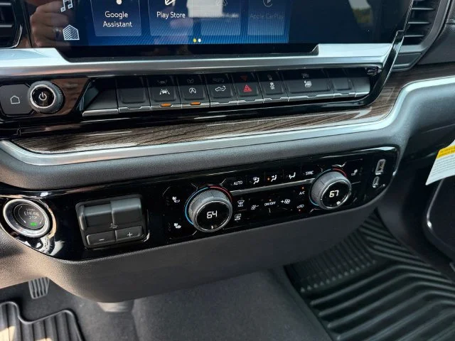 New 2026 Summit White Chevrolet LT (2FL) image 12