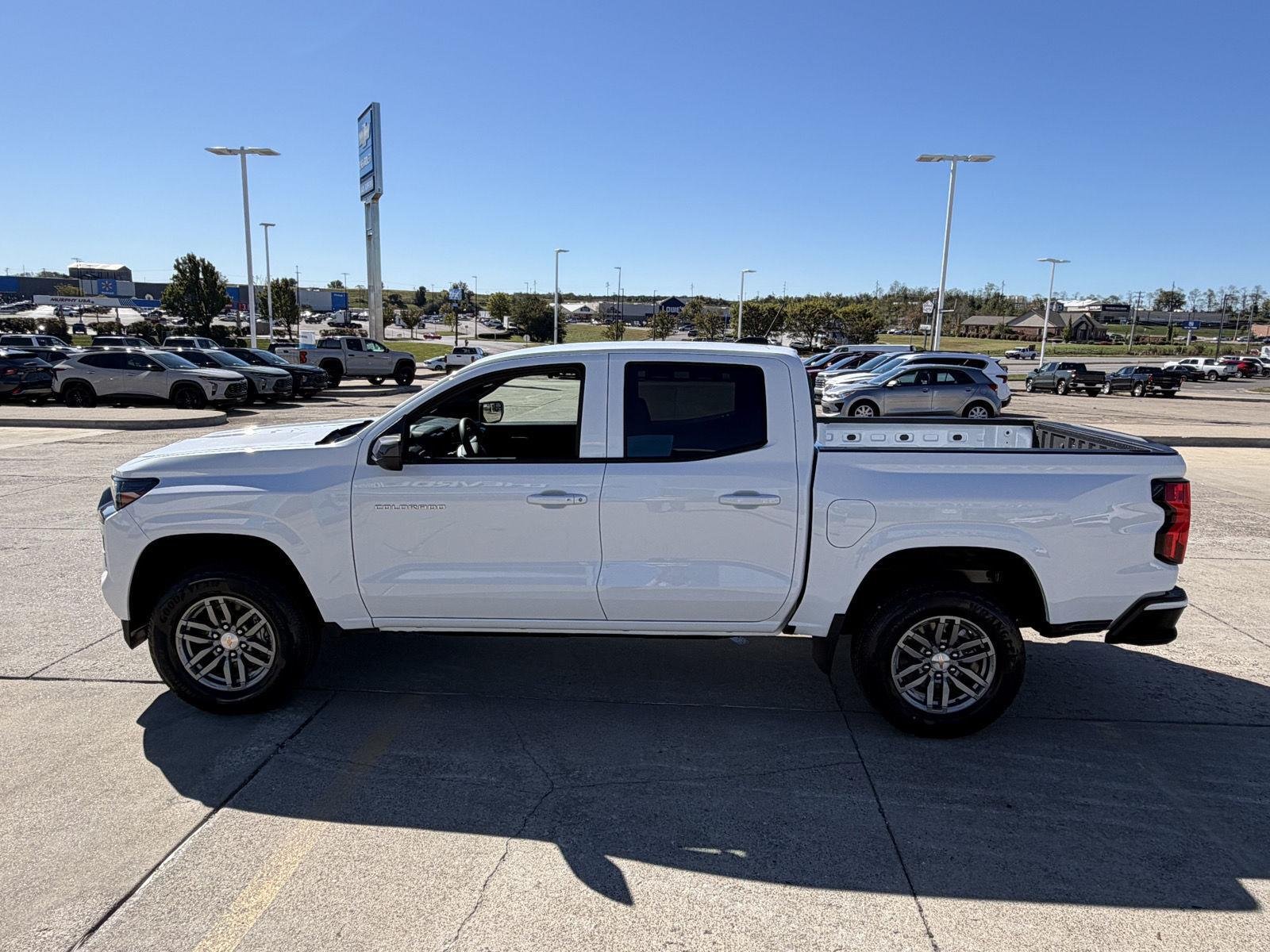 2026 Chevrolet Colorado LT - Photo 33