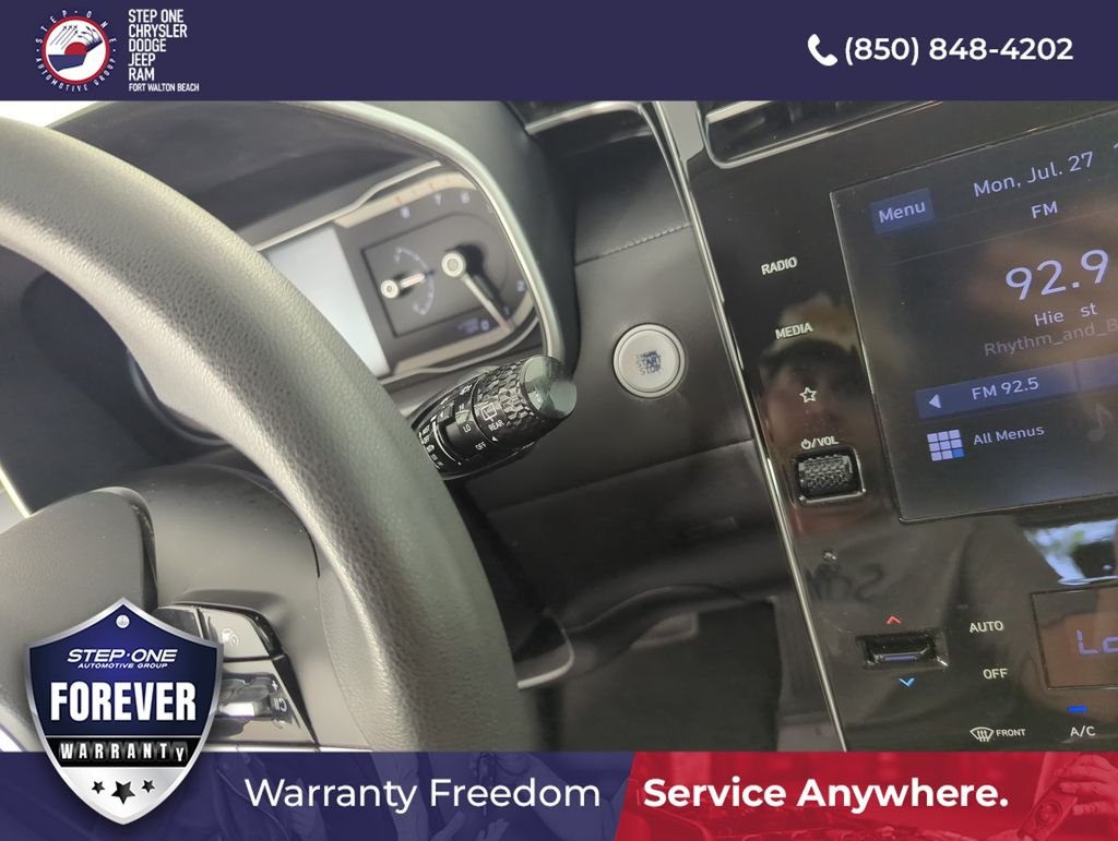 Used 2024 Silver Hyundai SEL image 23