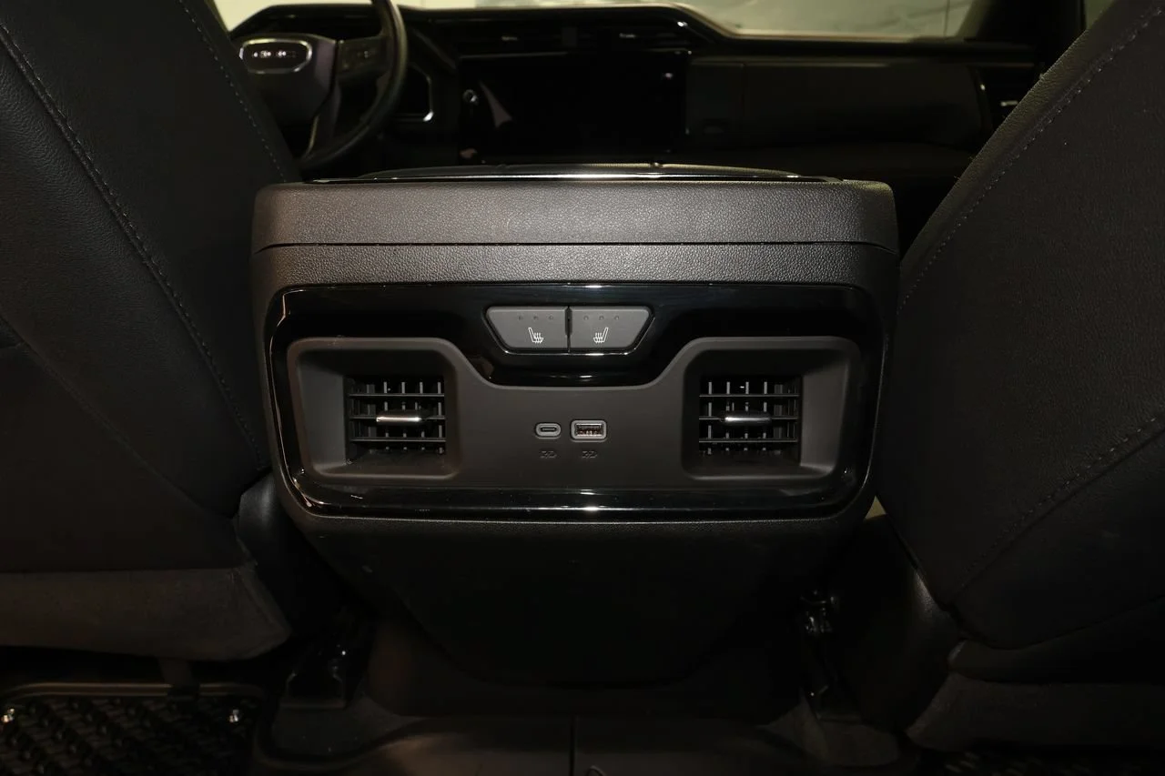 2025 GMC Sierra 1500 AT4 - Photo 32