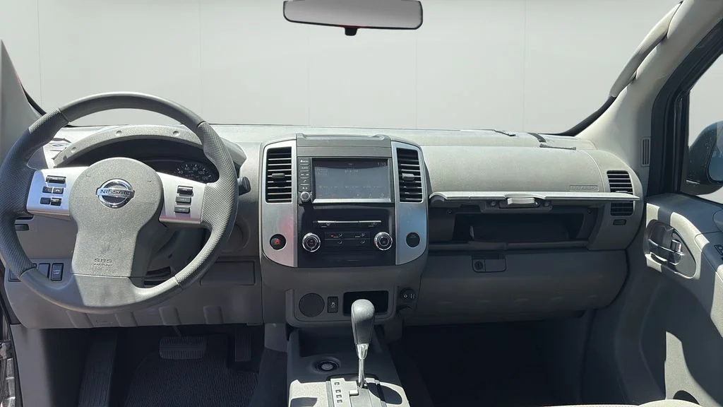 Used 2021 Gray Nissan SV image 12
