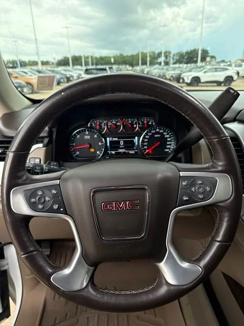 Used 2018 SUMMIT WHITE GMC SLT image 16