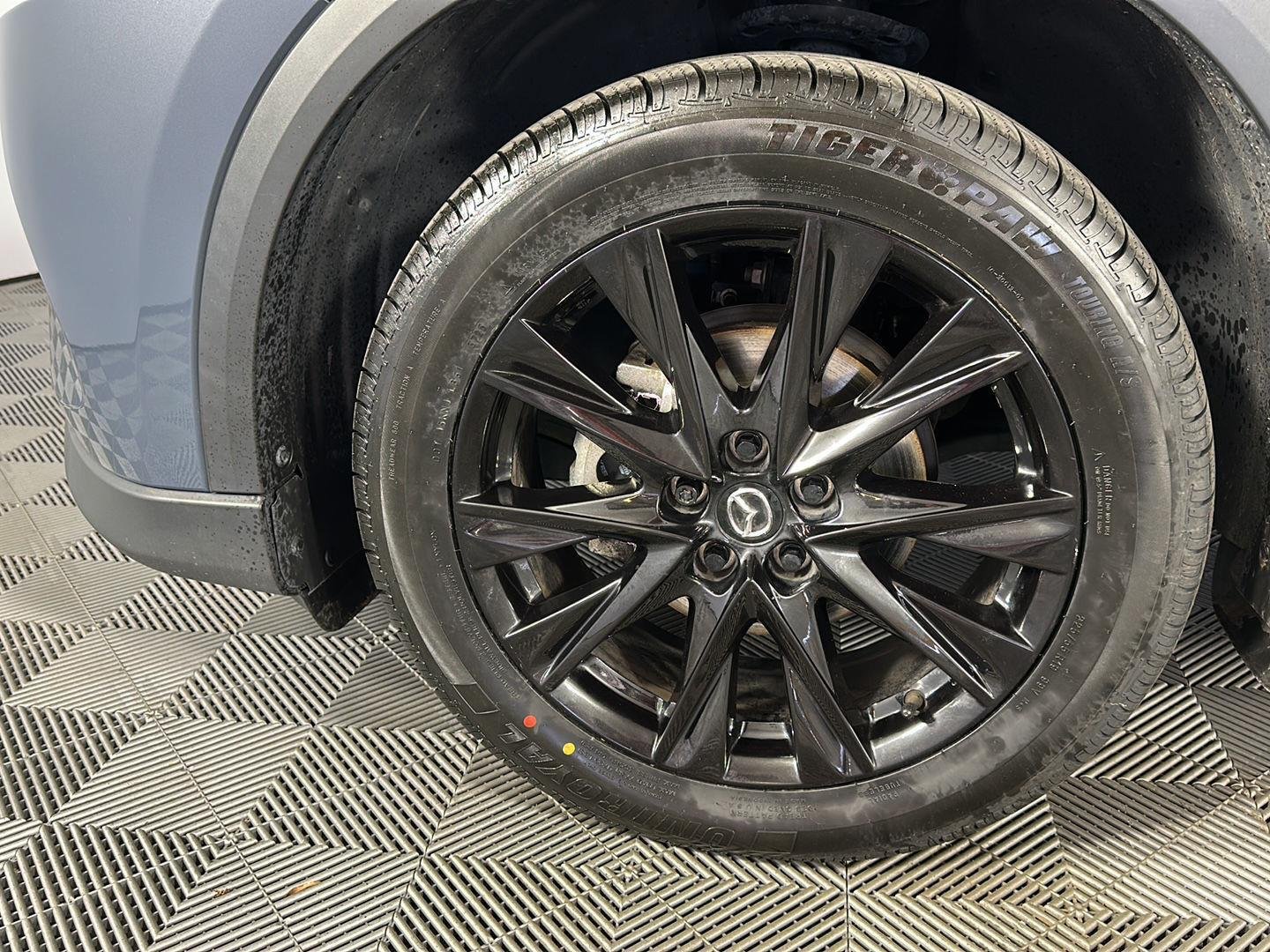 Used 2023 Gray Mazda 2.5 S Carbon Edition image 5