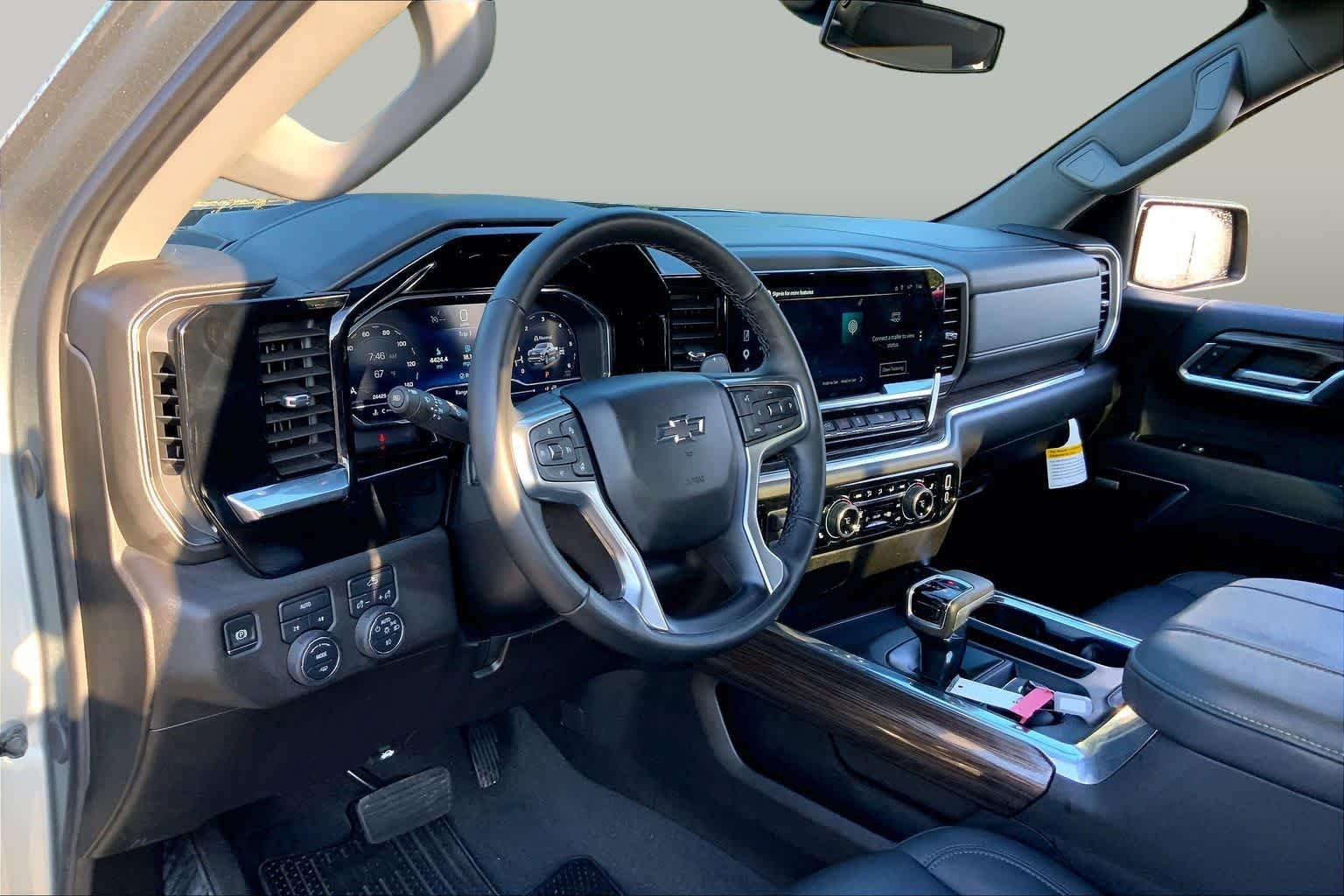 Used 2025 Sterling Gray Metallic Chevrolet RST image 17