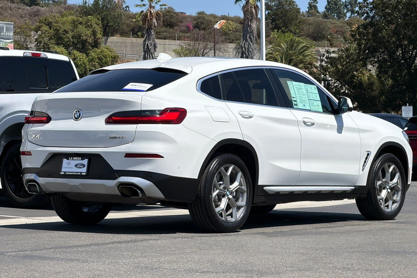Certified Used 2024 Alpine White BMW xDrive30i image 3
