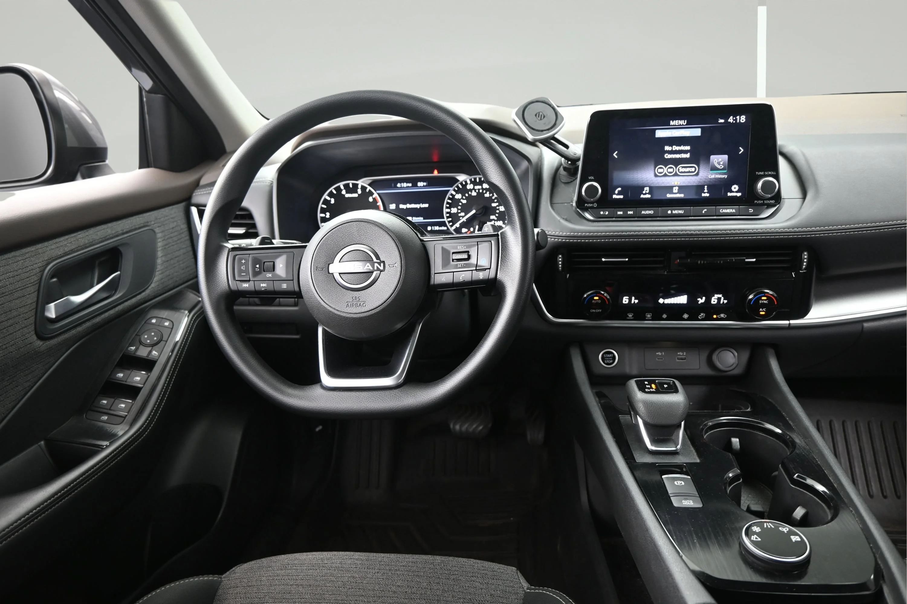 Certified Used 2022 Gun Metallic Nissan SV image 12