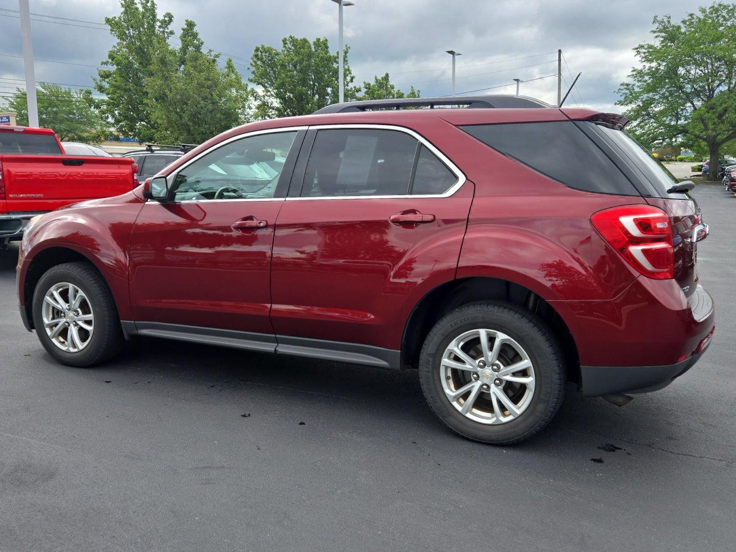 Used 2017 Siren Red Tintcoat Chevrolet LT image 3