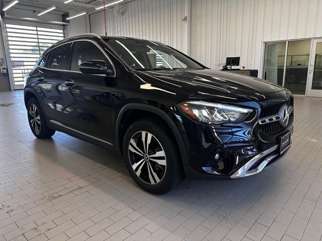 Used 2024 Black Mercedes-Benz GLA 250 image 3