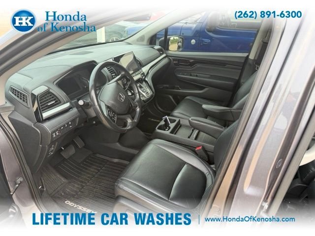 Used 2021  Honda Touring image 5