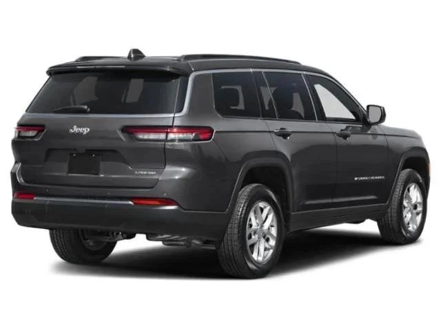 New 2026 Baltic Gray Metallic Clearcoat Jeep Laredo image 2
