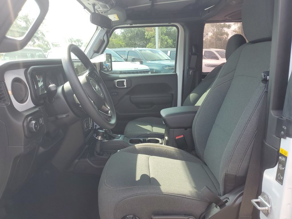 New 2026 Bright White Clearcoat Jeep Sport image 10