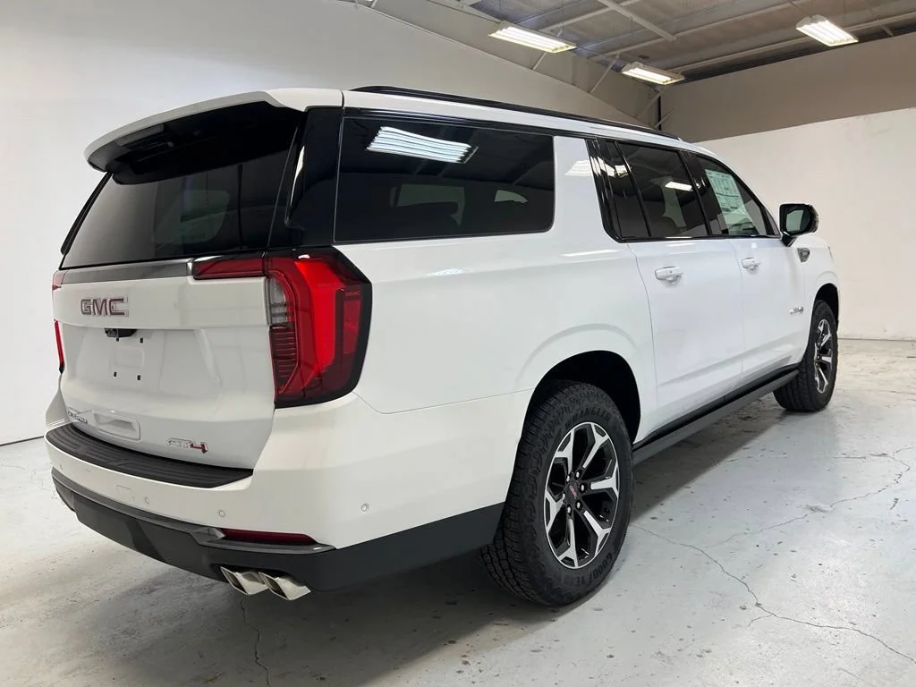 2026 GMC Yukon XL AT4 - Photo 8