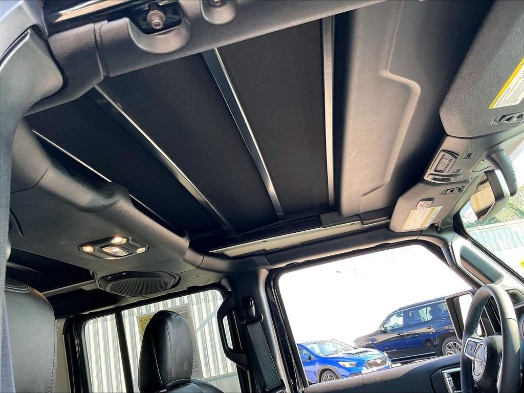 Used 2023 Black Jeep Rubicon 4xe image 22