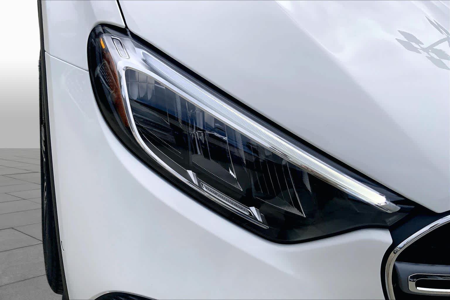 New 2027 Polar White Mercedes-Benz GLC 300 image 13