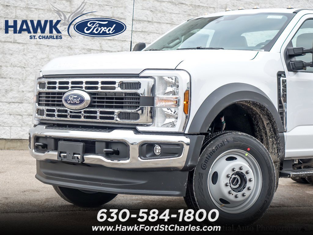 New 2026 Oxford White Ford F-450® XL image 2