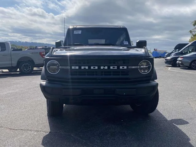 2025 Ford Bronco 4-Door Base - Photo 8
