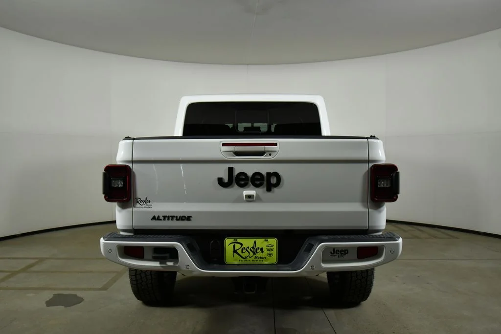 Used 2021 White Jeep Overland image 12