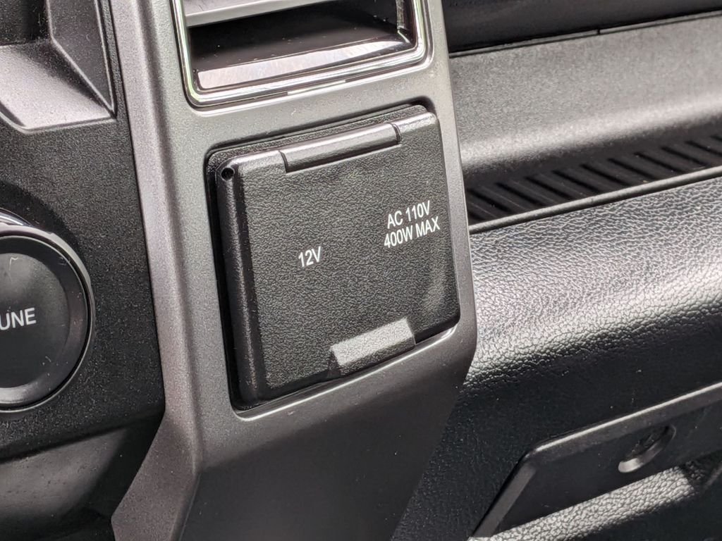 Used 2020 Gray Ford XLT image 24