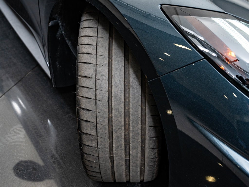 Used 2020 Shadow Gray Metallic Chevrolet Stingray image 47