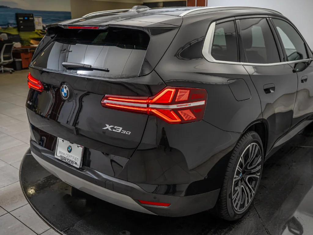 Certified Used 2025 Not Available BMW xDrive 30I image 15
