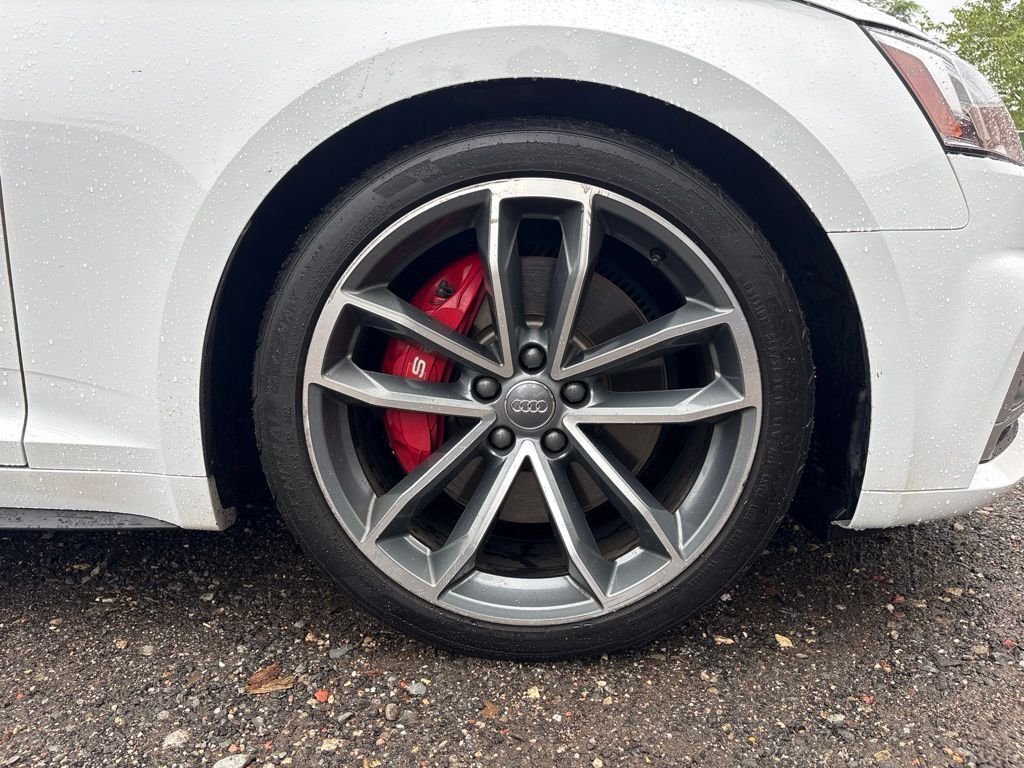 Used 2019  Audi Premium Plus image 18