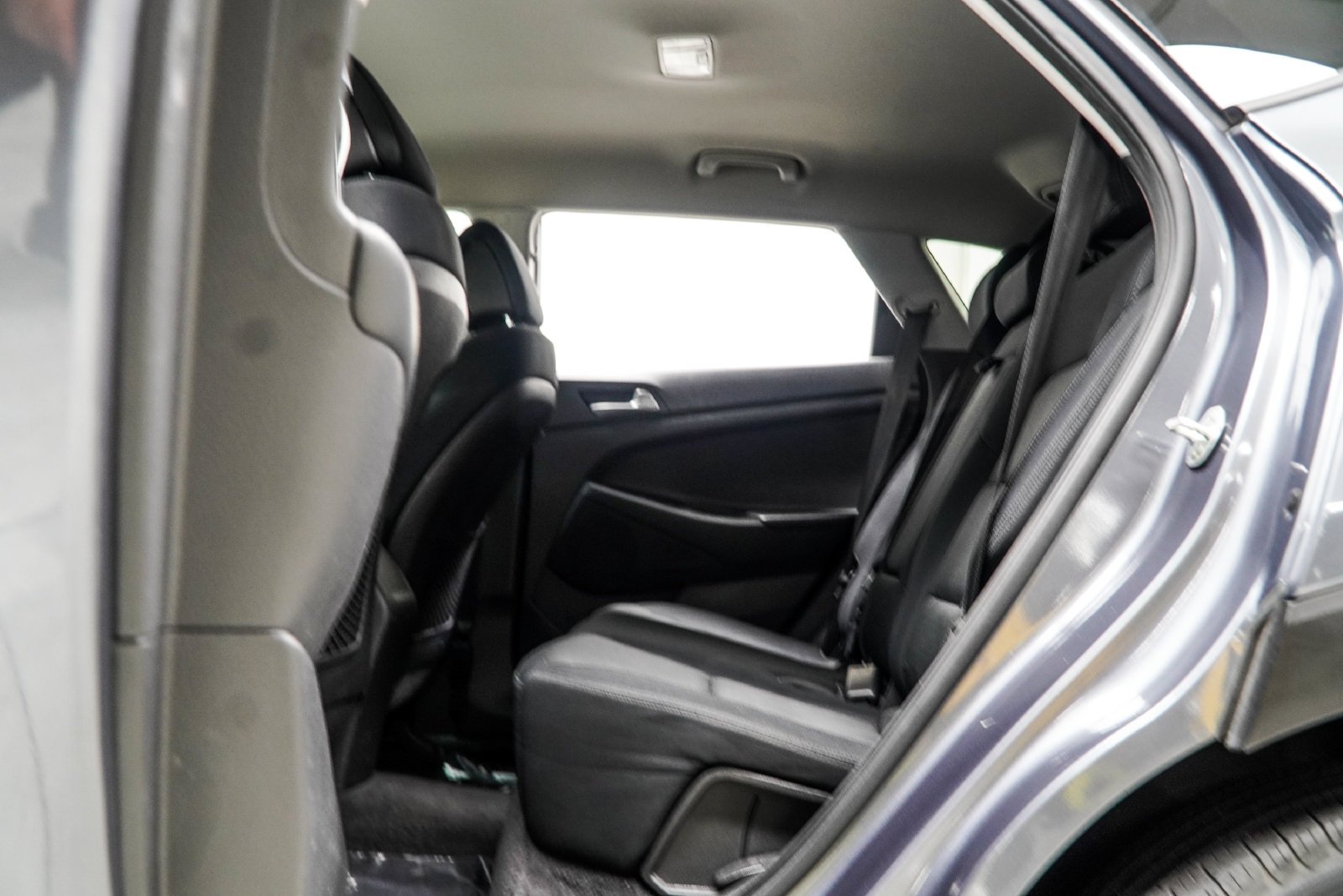 Used 2016 Gray Hyundai Eco image 39