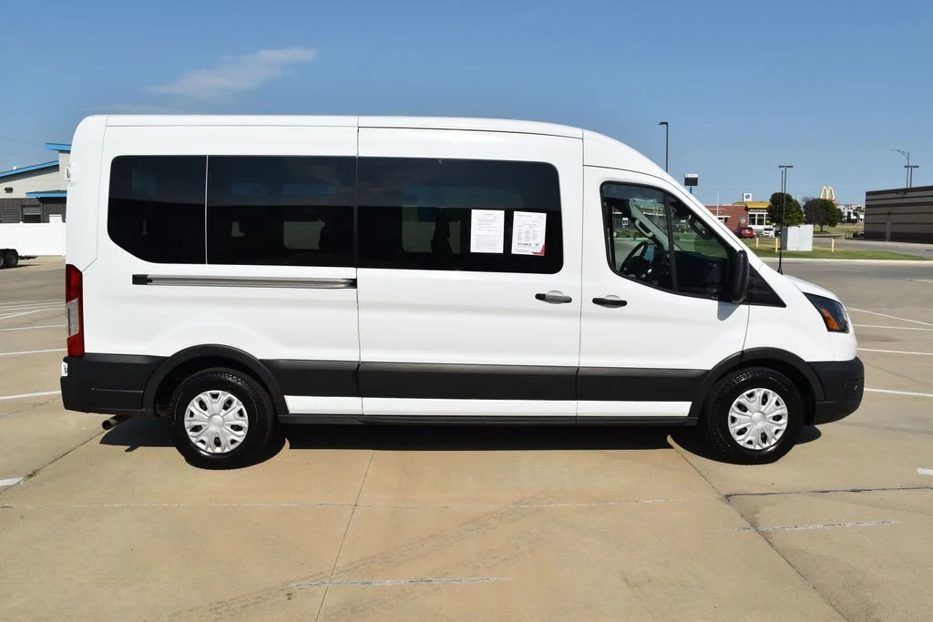 Used 2023 White Ford XL image 36