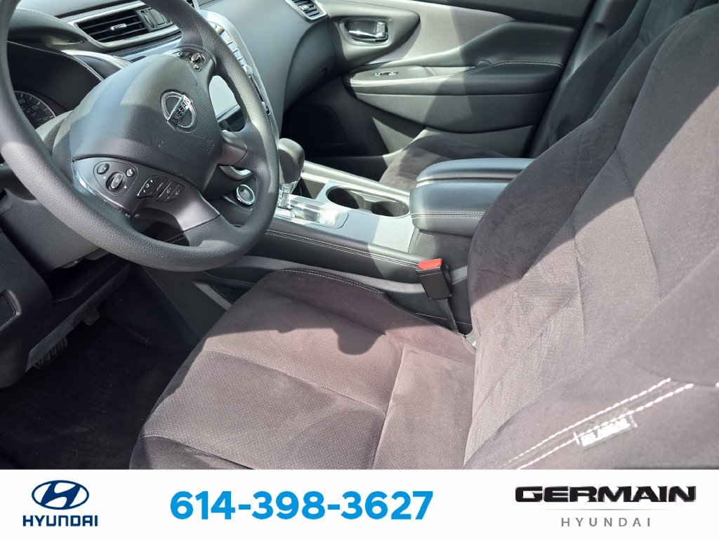 Used 2020 Blue Nissan S image 18
