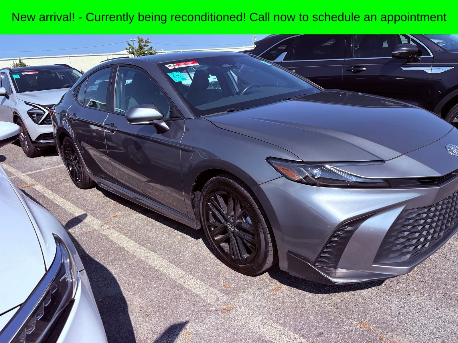 Used 2025 Metal Toyota SE image 4