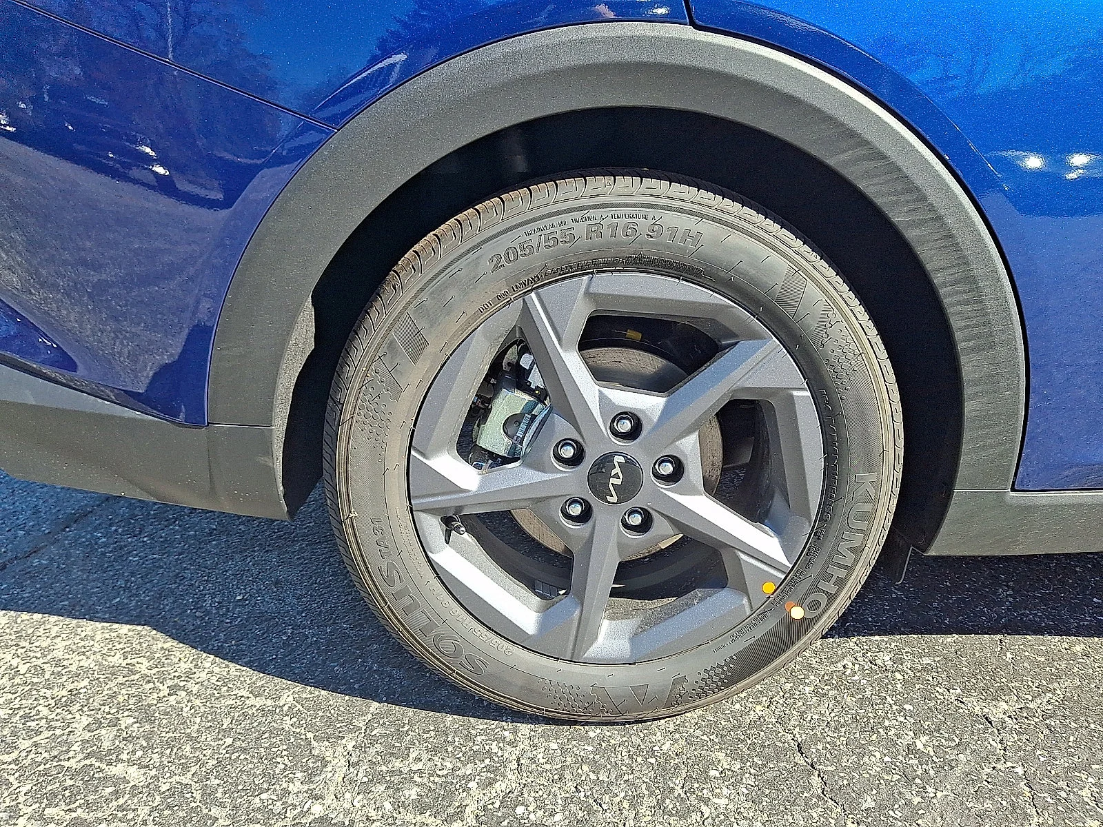 New 2026 Blue Kia LXS image 9