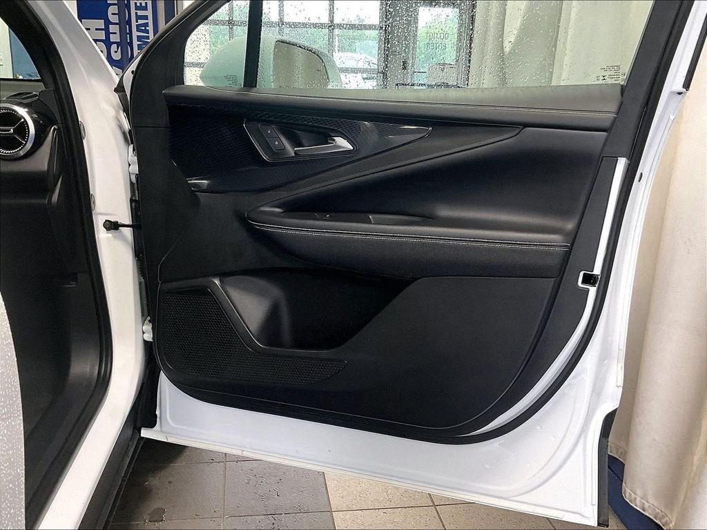 Used 2024 White Chevrolet LT image 12