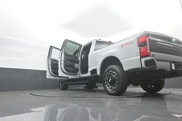 New 2026 White Ford Platinum image 40