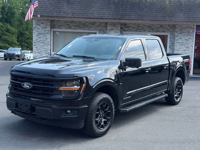 Used 2024 Black Ford XLT image 1