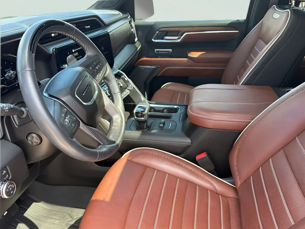 Used 2024 Black GMC Denali Ultimate image 11